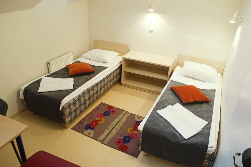 Apple Economy Hotel Κάουνας Εξωτερικό φωτογραφία