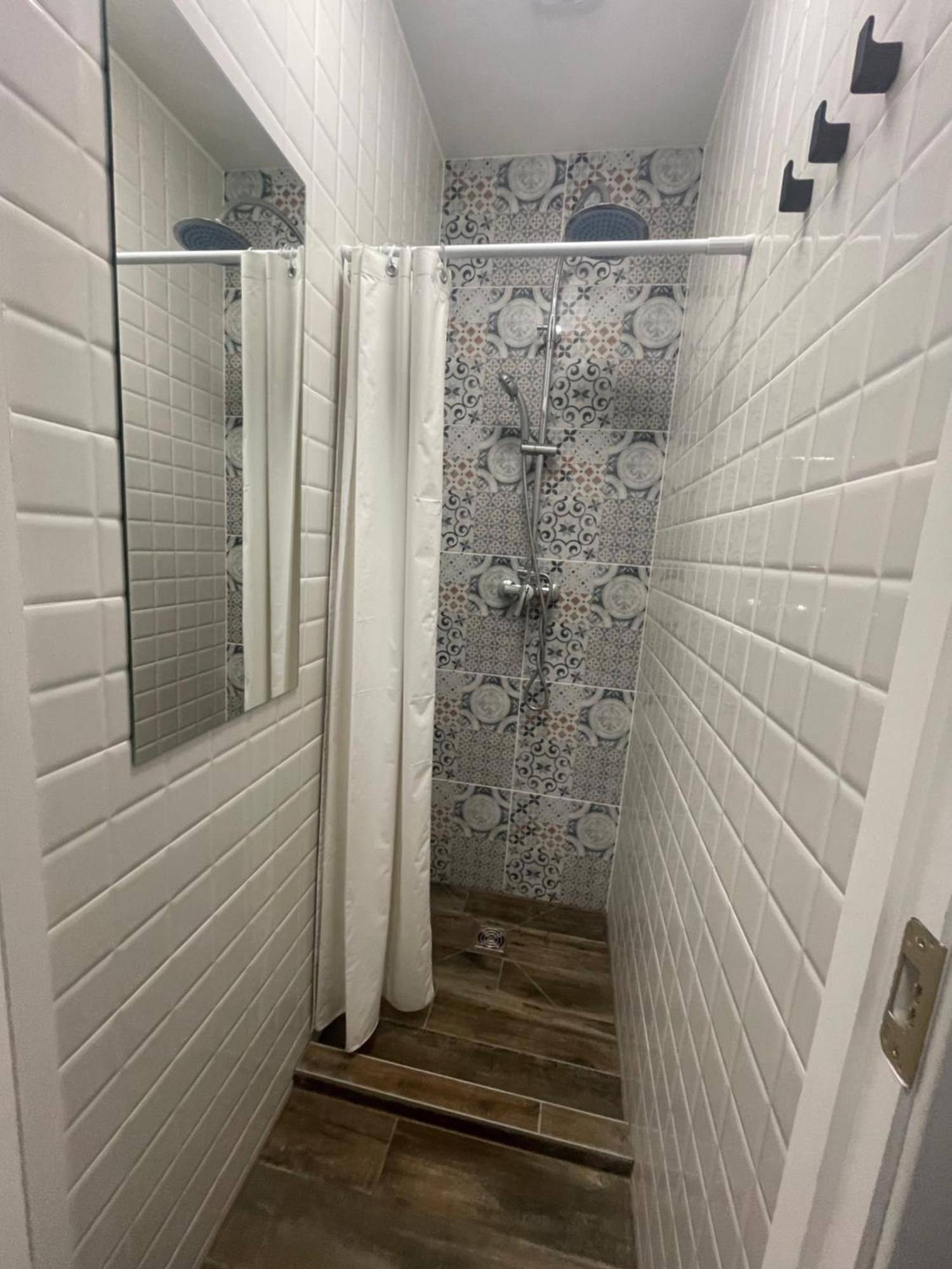Apple Economy Hotel Κάουνας Εξωτερικό φωτογραφία